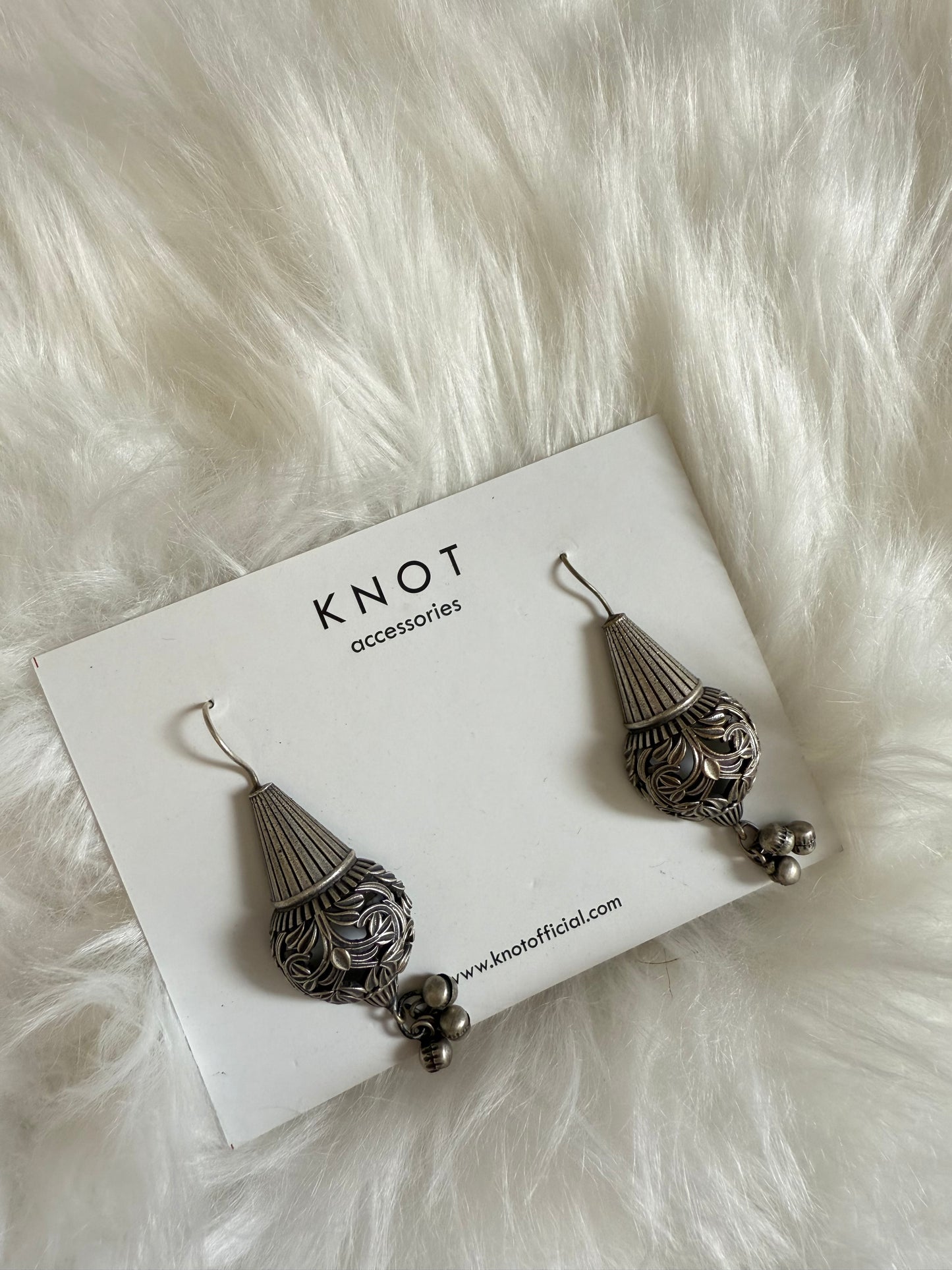 KNOT - Cocoon Love