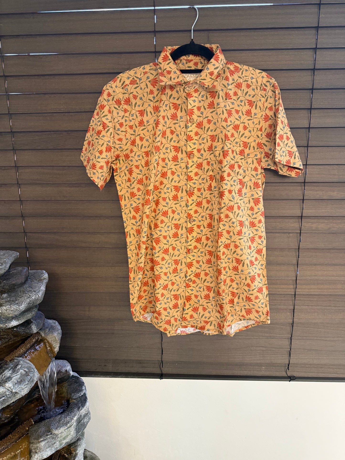 Suta Men - Petal Punch