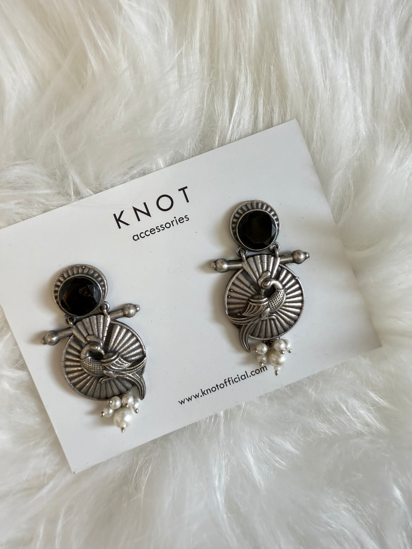 KNOT - Black Love