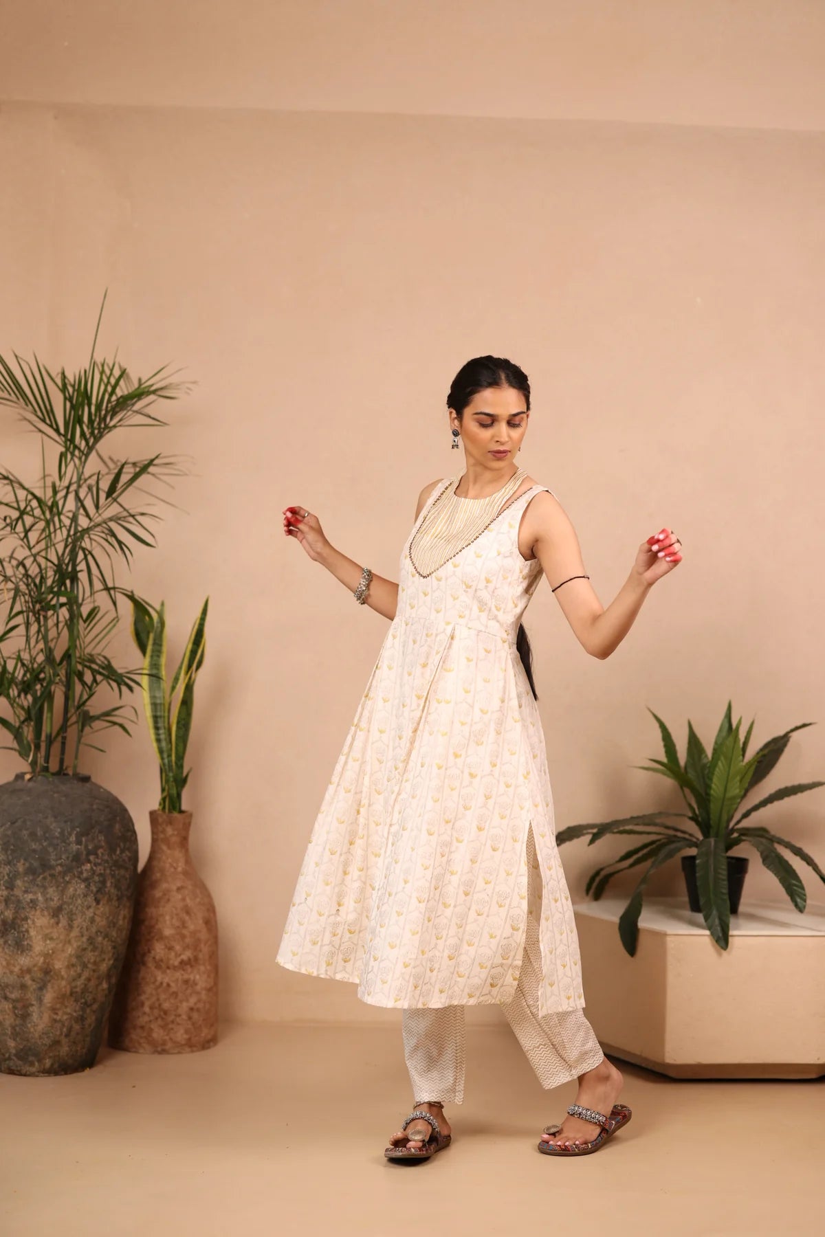 Chhapa - IVORY JAAL - Satin Cotton Kurtaset