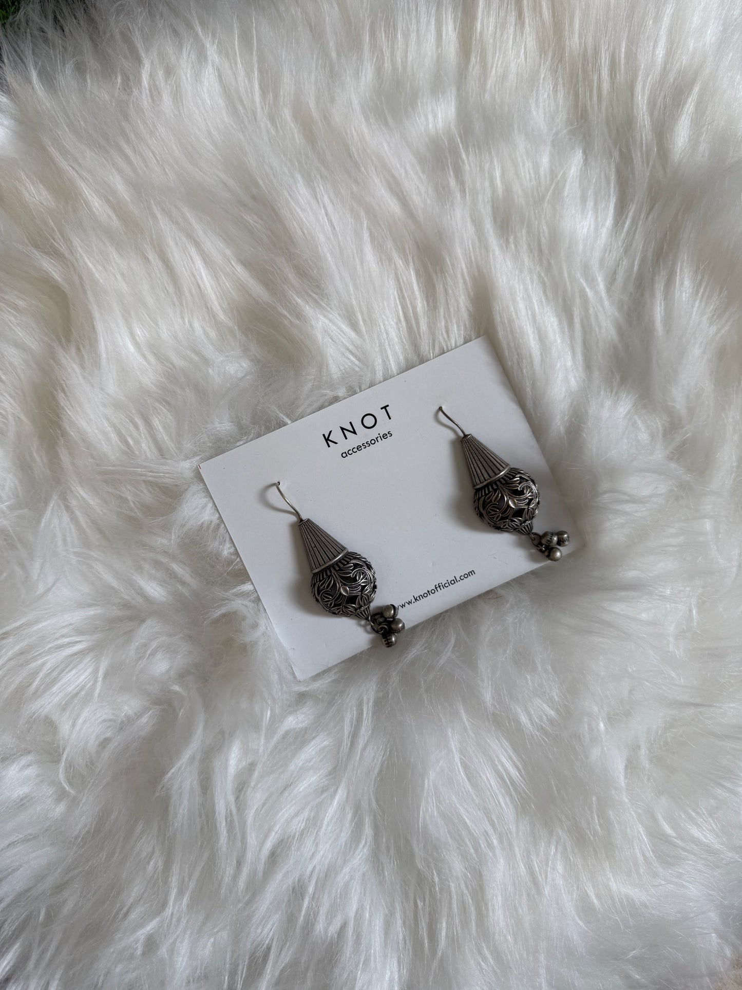 KNOT - Cocoon Love