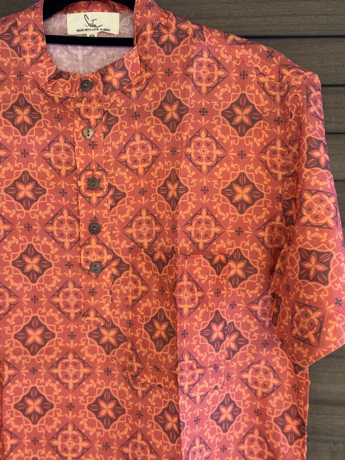 Suta Men - Peach Cobbler