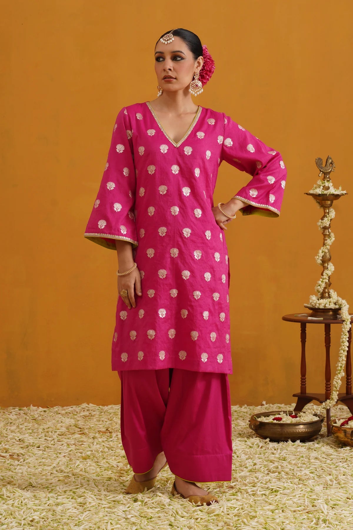 Murraya - Pink Lotus Banarasi Kurta Set of 3 with Farsi pants