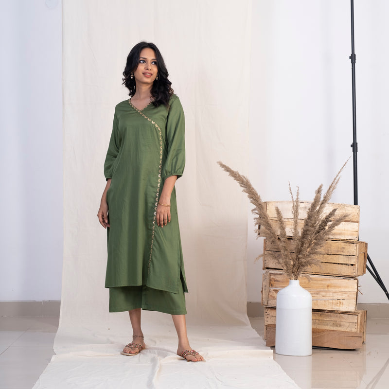 Akiso - Green Embroidered Angrakha