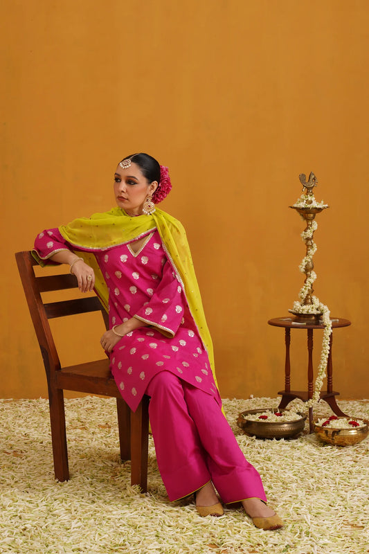 Murraya - Pink Lotus Banarasi Kurta Set of 3 with Farsi pants