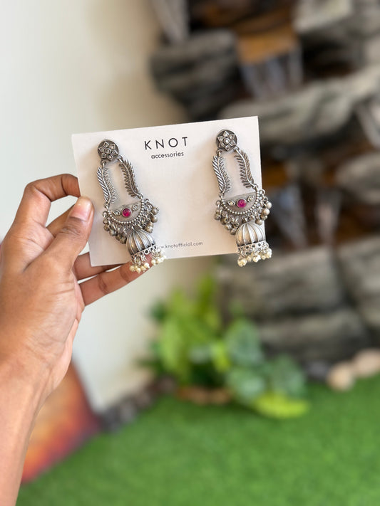 KNOT - Antique