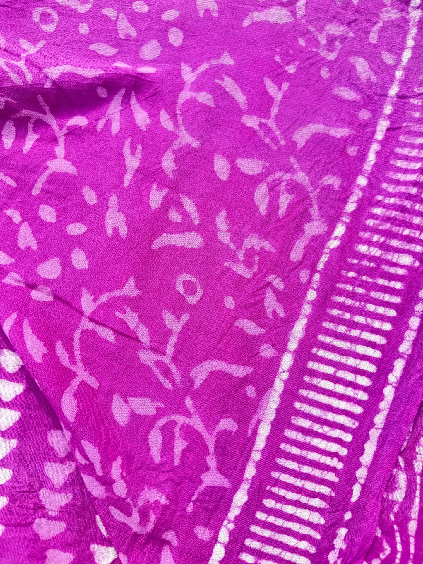 K N O T - Magenta Street