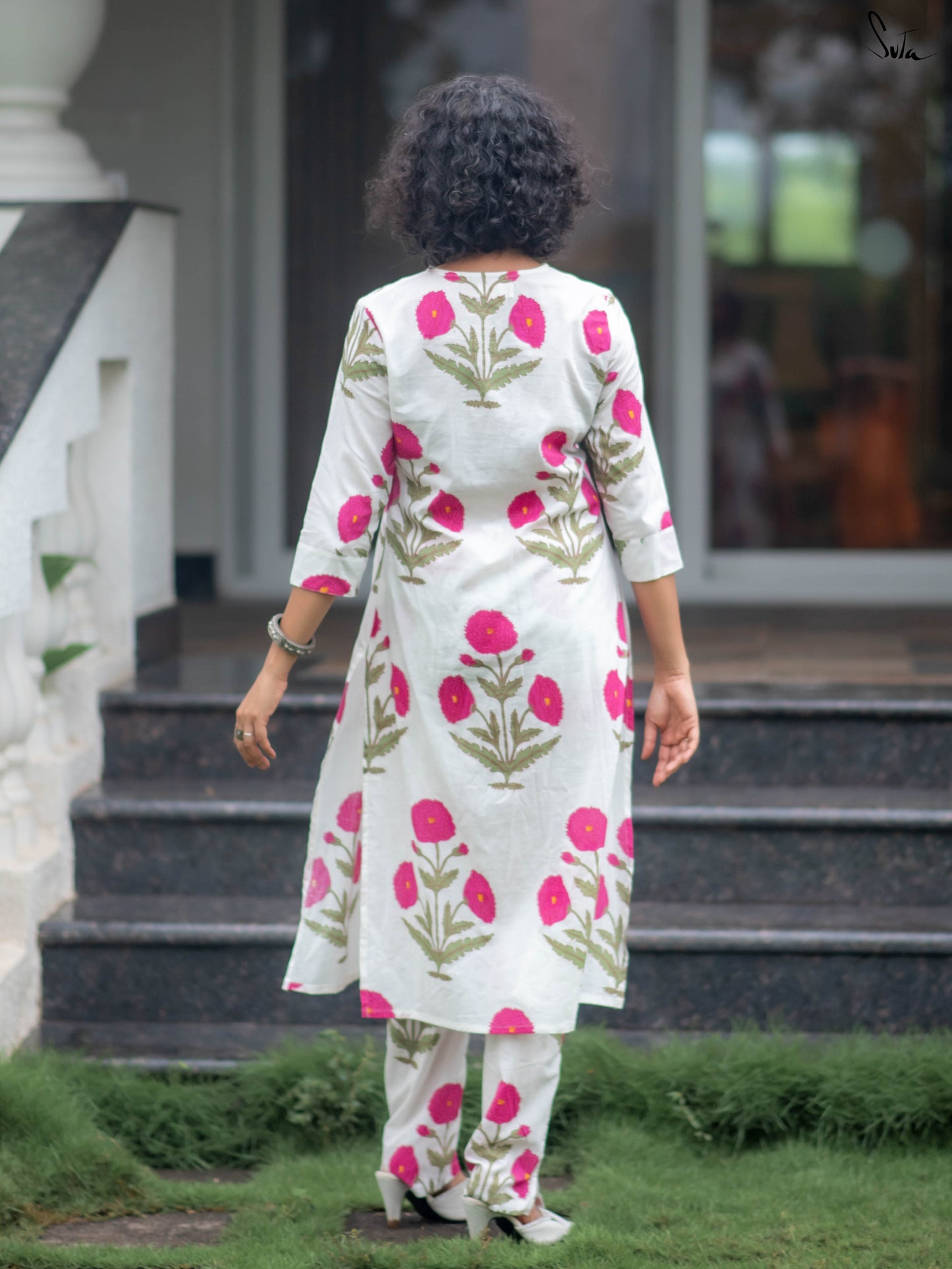 SUTA - White Cotton V Neck Cotton Kurta Set