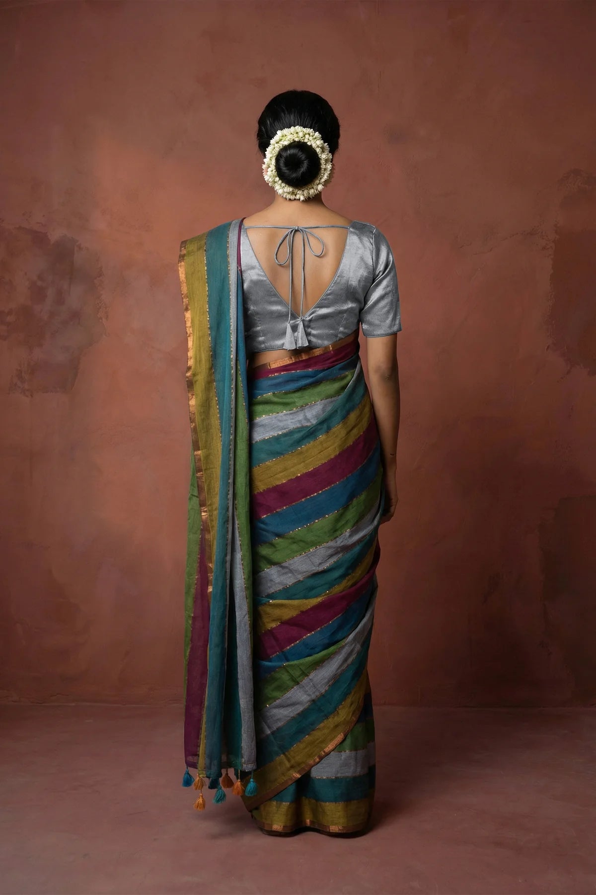 Huts & Looms - PRIYANSHI