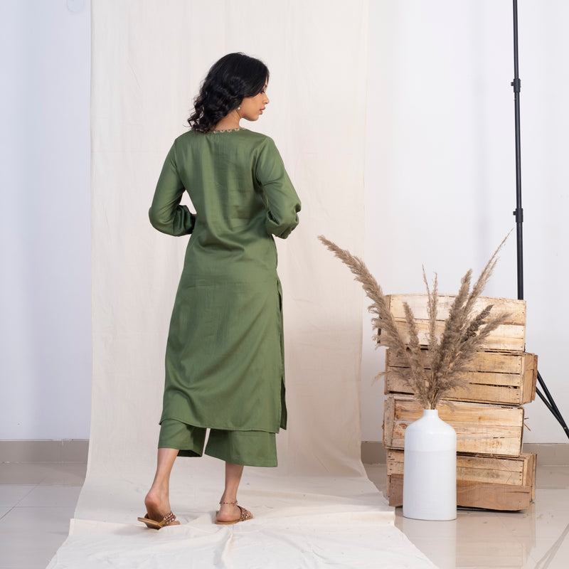 Akiso - Green Embroidered Angrakha