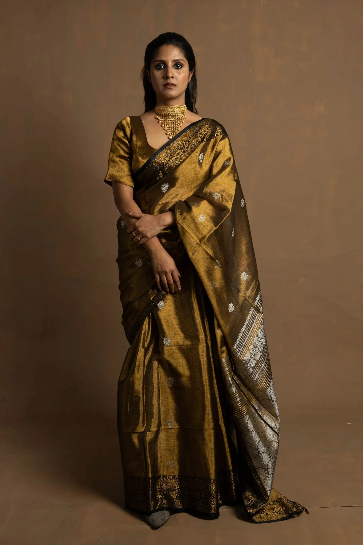 Huts & Looms - MUHARAT