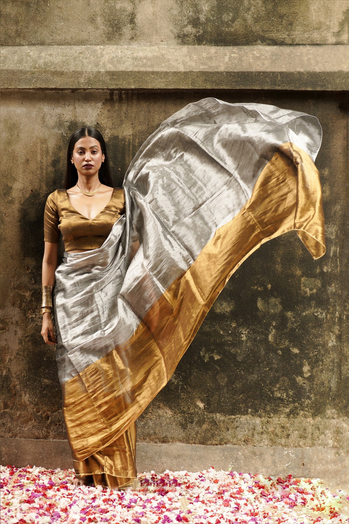 Huts & Looms - CHANDI AUR SONA SAREE