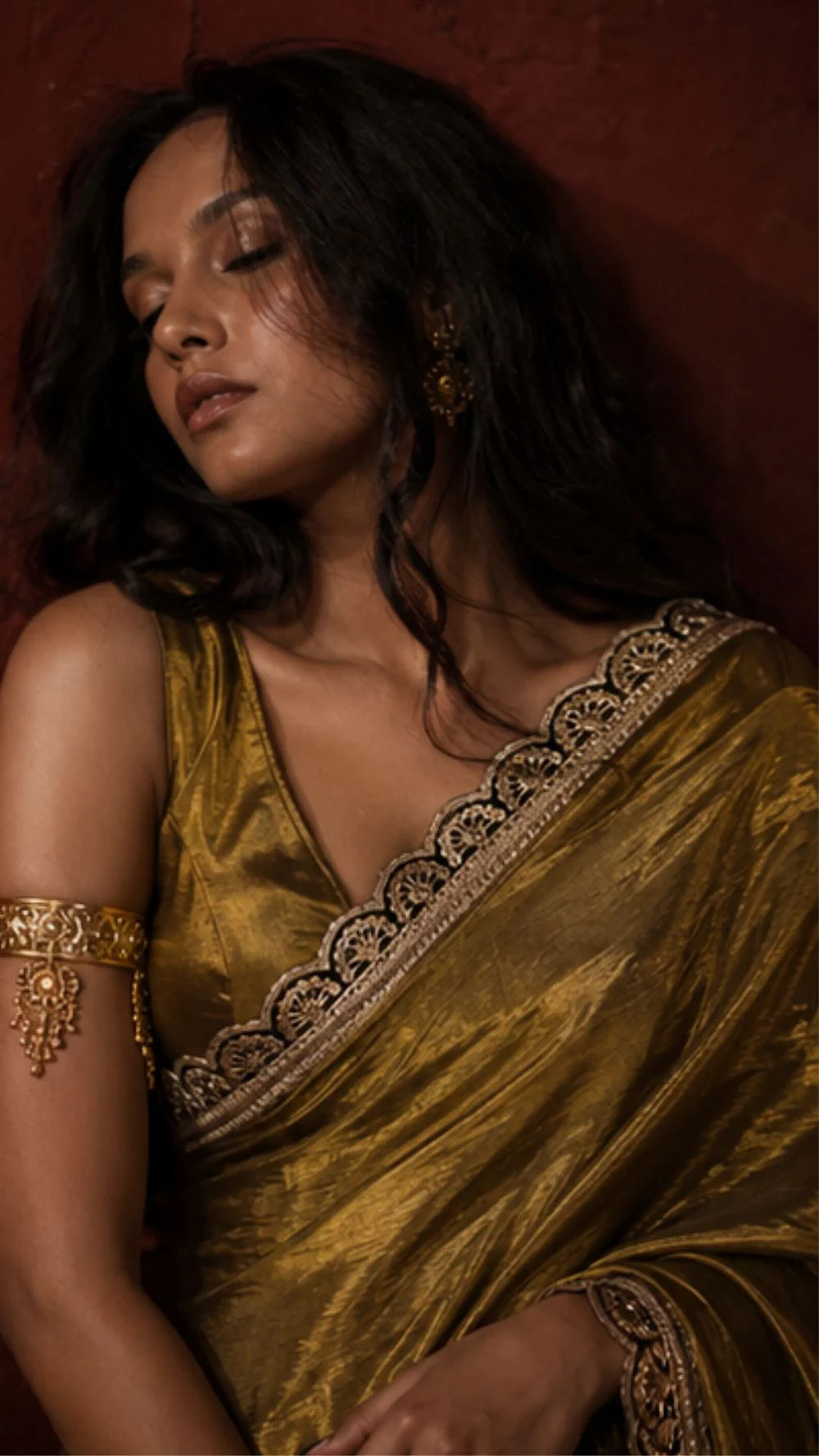 Huts & Looms - SWARANGI